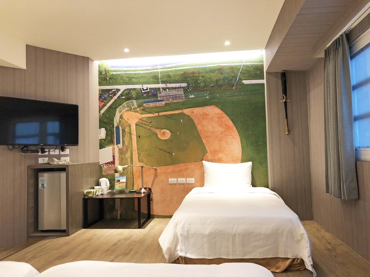La Hotel-Baseball Theme Hall Kaohsziung Kültér fotó