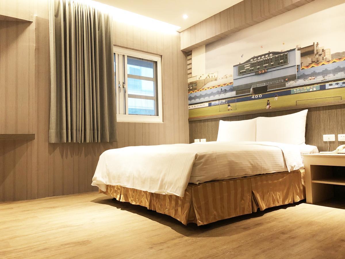 La Hotel-Baseball Theme Hall Kaohsziung Kültér fotó